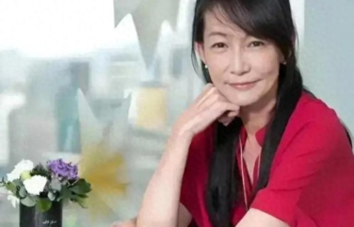 67岁应采灵近况曝光！伴夫生活安稳，女儿成晚年依靠