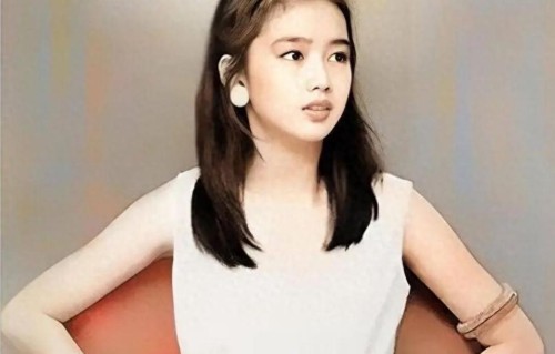 藏在刘德华身后20年，朱丽倩的委屈，远比你想的更戳心！ 