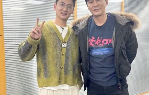李晨：从“心形石头”到细节圈粉，他的好为何总被看见？