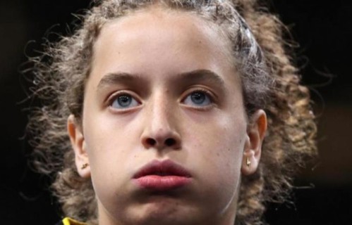 从喜极而泣到掩面痛哭：18岁汉娜的世界杯奇迹，差一点就能成真