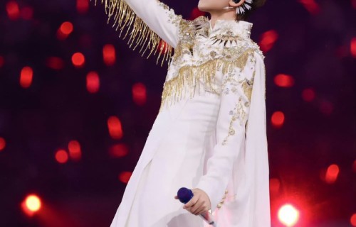 张杰献唱展现国泰民安力量感