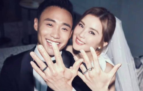 蔡卓妍晒婚纱照秀钻戒官宣结婚！老公为小10岁健身教练，长相帅气