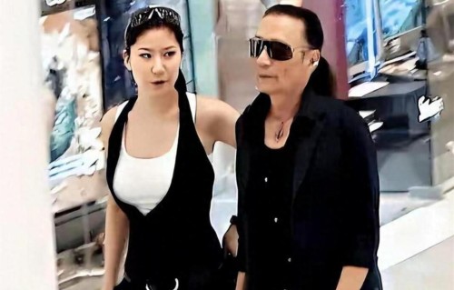 89岁谢贤前女友大曝隐私！两人差49岁，男方早已结扎，3年没碰她