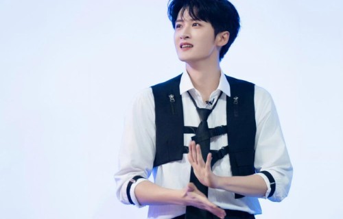 2026湖南卫视跨年演唱会全阵容揭晓，所有艺人签署真唱协议 - 360娱乐