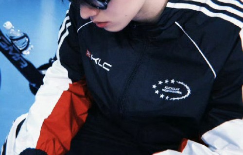 朱志鑫微博一次性发布21条动态，都分享了哪些具体的生活内容？