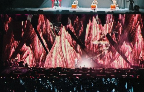 周华健塞北首唱获批！9月呼和浩特，65岁“少年心”演绎武侠金曲