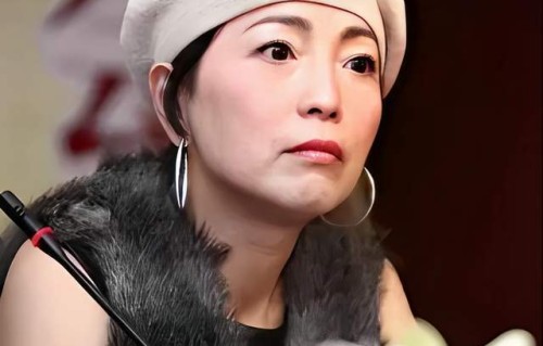 苑琼丹遭东北亲戚“道德绑架”！97岁姑奶隔空喊话，态度早就表明