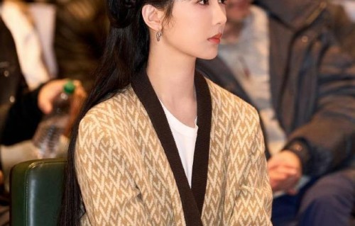 3部新剧同天开机，杨紫、韩东君VS虞书欣、何与VS陈哲远、张婧仪
