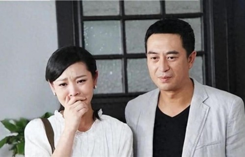 出道22年，长相不输李小冉，被张嘉译硬捧4次，如今41岁始终不红