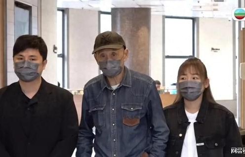46岁TVB李泳豪代父报平安，预告父子档合作|爱·回家之开心速递|李泳汉|李家鼎|施明|账号