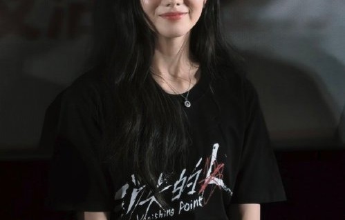 毕雯珺刘浩存《心愿便利贴》即兴舞台，紧张与灵动碰撞引爆热搜