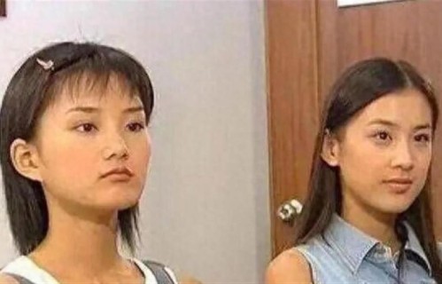 馨子和黄圣依，那时候她们拍的红苹果乐园真的很哇噻