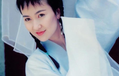 小青陈美琪:有好奇心的人不会衰老|新白娘子传奇|演唱会|青蛇|剧照|成都