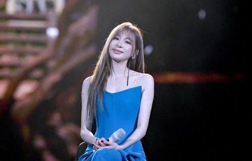 王心凌日本被偶遇，同行的竟是张栋梁！绯闻男友吴克群会不会生气 