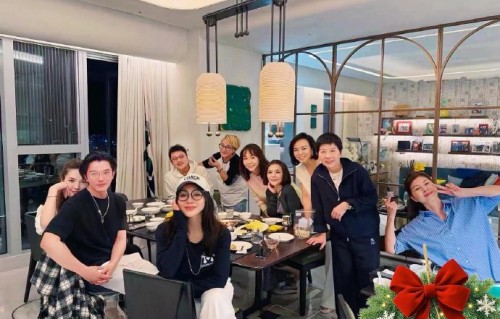 邱泽母亲节惊喜送花，以儿子名义告白许玮甯甜蜜爆表|陈美凤|张清芳|夫妻|闪婚|当男人恋爱时