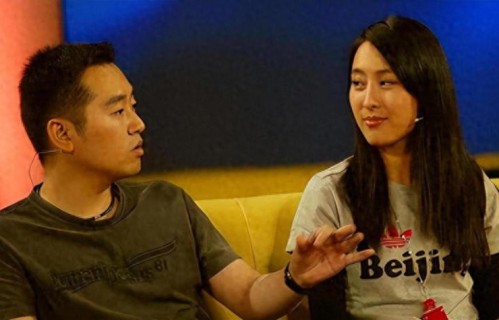 和孔令辉分手 12 年，被黑人驼肩上的马苏，把一手好牌彻底打得稀烂 