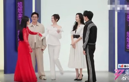 谢娜和李小冉在《乘风2026》直播中，具体是如何回应不和传闻的？|乘风初见面|李小冉亮相|无修音直播|友情|谣言