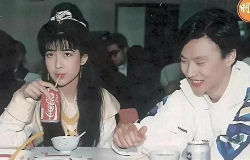 周慧敏与倪震从爱情长跑，到夫妻俩相濡以沫，彼此觉得幸福就够了