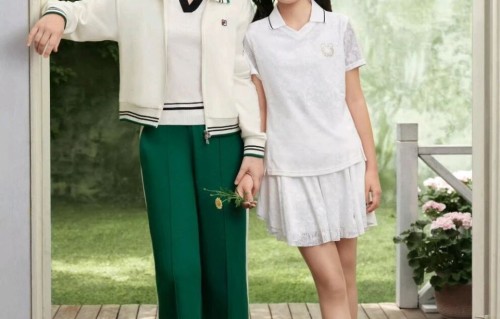 梅婷与12岁女儿拍摄时尚芭莎大片，快快身高快赶上妈妈，演技也好灵
