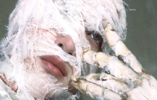 严浩翔的EP《Scary Movie II: Same Face》什么时候正式上线？