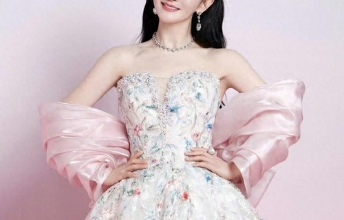 谢娜新综艺《娜就聊姐姐》来袭，用温暖努力对话，解锁女生多元力量