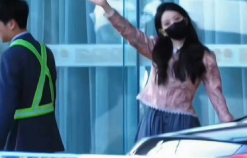 田曦薇出席逐玉庆功宴