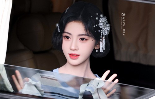 鞠婧祎万花世界珍珠发饰复古名伶造型曝光