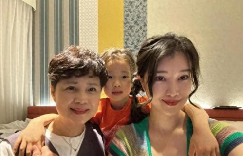 离婚后住浙江娘家，亲妈和继父给带孩子，她却在娱乐圈闯出一片天