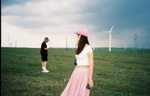 风与潮首播:何贤做梦没想到，最意外的朋友，始终在身边_澳门_黄公杰_观众