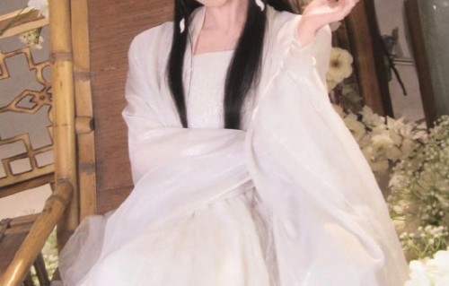 《月鳞绮纪》在豆瓣评分只有4.9分，其热度数据与真实口碑为何差异巨大？