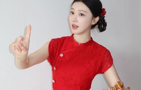 王鹤润快板剧宣颠覆传统！《佳偶天成》“三集葬夫”引爆全网热议|竹板|仙侠|营销|剧情|剧中