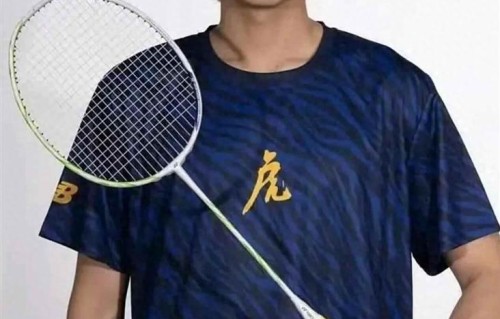 童年萌娃现身高颜值引发热议，林志颖儿子照片首度公开背后藏秘密