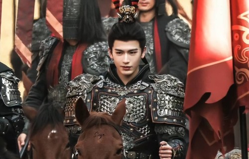 业内曝“粉底液将军”要被开会研讨，剧情争议更大，网友呼吁下架