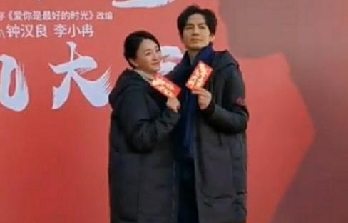 网友们对于钟汉良和李小冉的这次暖心互动有哪些评价？