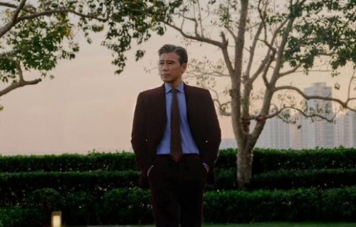 李乃文李宗恒直播爆火：CP笑料背后，如何重塑理性消费观？