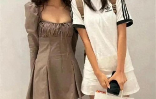 网友国外偶遇黄磊女儿，黄多多打扮成熟，明星气质藏也藏不住