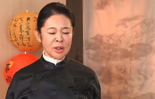 67岁的倪萍近照曝光，谈儿子沉迷游戏被她劝退学，很是通透