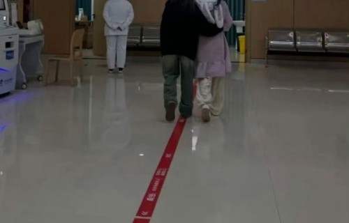 网友医院急诊偶遇李一桐|活力