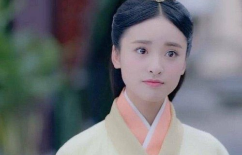 甜系少女沈月:在演艺星河中闪闪发光的甜蜜星途_人气_话题_亚洲