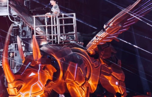 除了演唱会，周深郑州站是否还有其他活动或互动计划？|巡演|粉丝|应援|歌迷|音乐