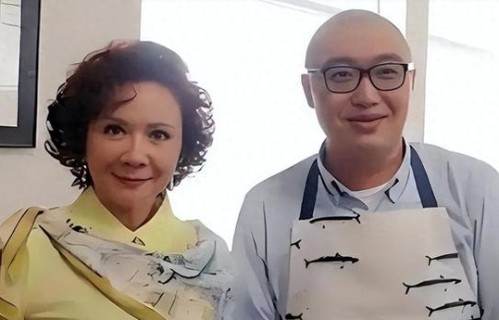 原来，他就是“春晚钉子户”蔡明的老公，难怪蔡明能上28次春晚_南京说故事