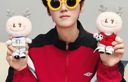 鹿晗工作室 小七娃娃|专列|宇宙|动态|登陆|冒险者