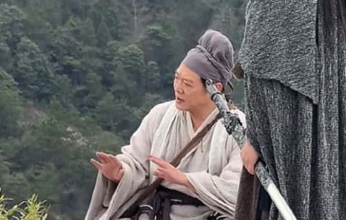 观众对李连杰首部微短剧《源力江湖》的评价和反响如何？|明星跨界短剧|李连杰短剧|短剧提质破圈|功夫文化传承|实拍武打短剧
