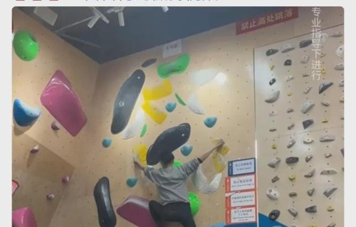 白百何发文为18岁大儿子元宝庆生，感慨儿子可以为妈妈兜底了