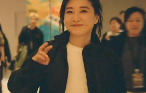 贾玲复胖了，本人回应：维持不住。