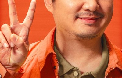 电影《飞驰人生2》曝全新预告和海报 沈腾携飞驰车队热血冲刺巴音布鲁克赛道“燃起来了”_中华网