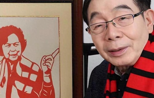 王崇秋给妻子杨洁扫墓！妻子病逝9年，3个继子继女很少与继父来往