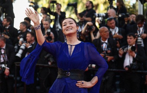 巩俐出席《霸王别姬》重映 女性电影亮相主竞赛_华语_电影网_1905.com