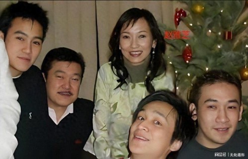 赵雅芝三子年龄曝光，47、44、37岁个个优秀