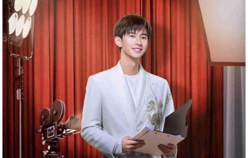 短剧帅哥转型当演员？曾志伟跟郝蕾的对话，道出了短剧市场的残酷